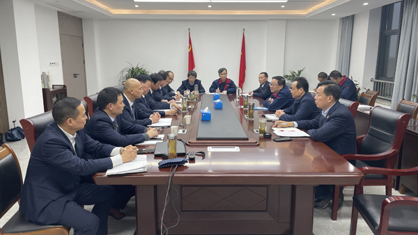 熊猫体育首页召开党建工作例会