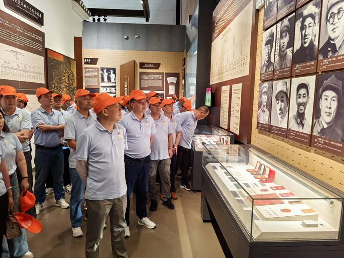 熊猫体育首页党委开展主题党日活动